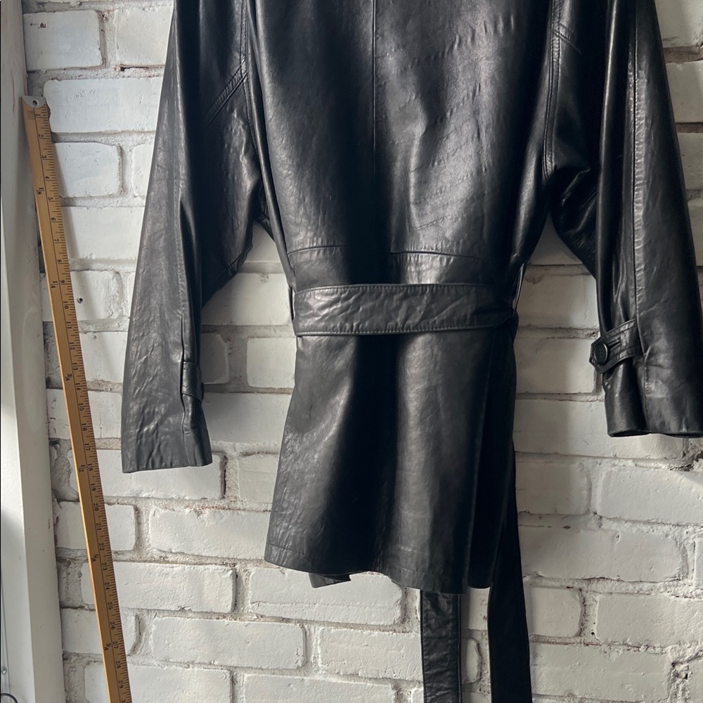 Vintage Black Leather Belted short trench Coat lightweight leather coat - Picture 12 of 16